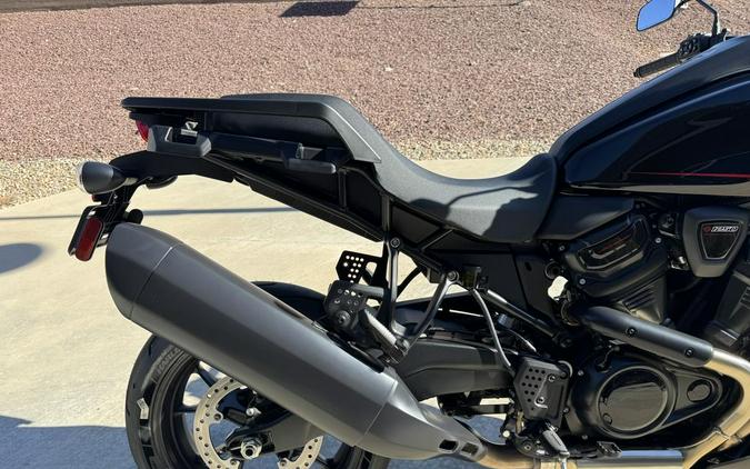 2025 Harley-Davidson® RA1250ST - Pan America® 1250 ST