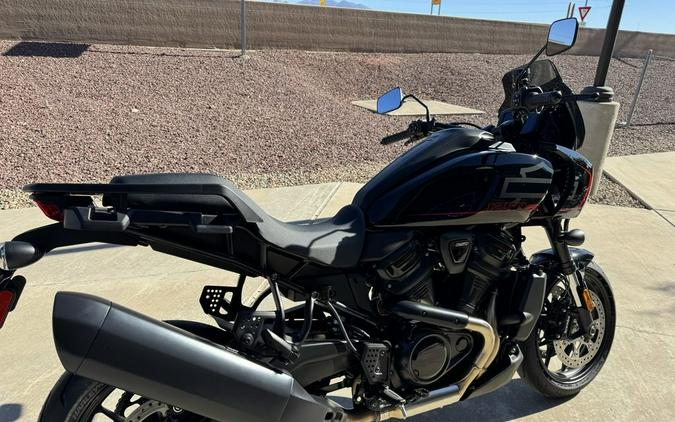 2025 Harley-Davidson® RA1250ST - Pan America® 1250 ST