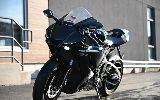 2022 Yamaha YZF-R1