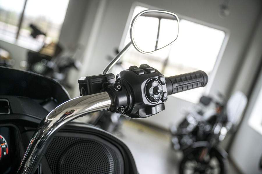 2025 Harley-Davidson Road Glide Grand American Touring FLTRX
