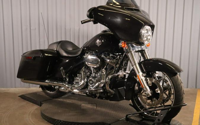 2021 Harley-Davidson® Street Glide® Special FLHXS