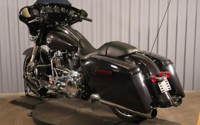 2021 Harley-Davidson® Street Glide® Special FLHXS