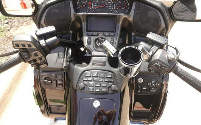 2008 Honda Gold Wing Audio / Comfort / Navi