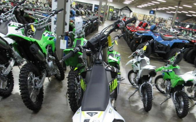2026 Triumph TF 250-X Jet Black/Pure White