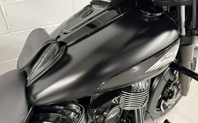 2019 Indian CHIEFTAIN DARK HORSE