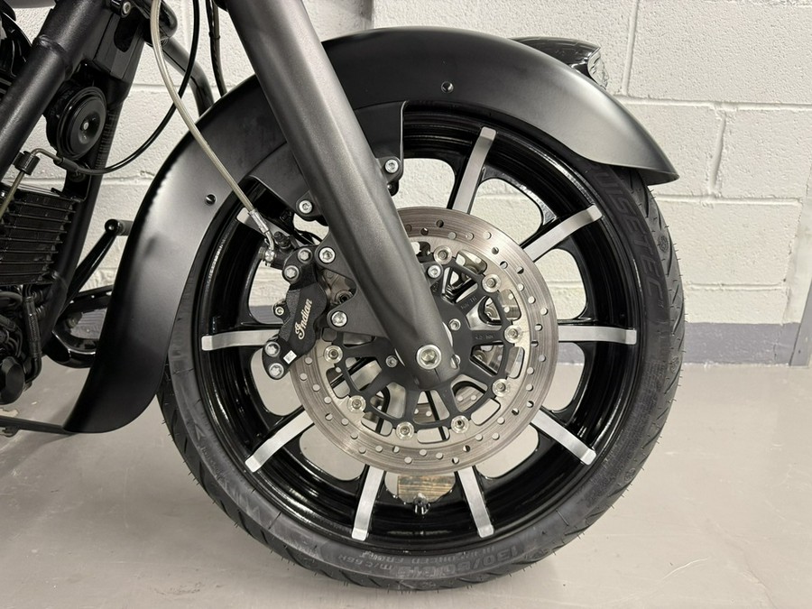 2019 Indian CHIEFTAIN DARK HORSE