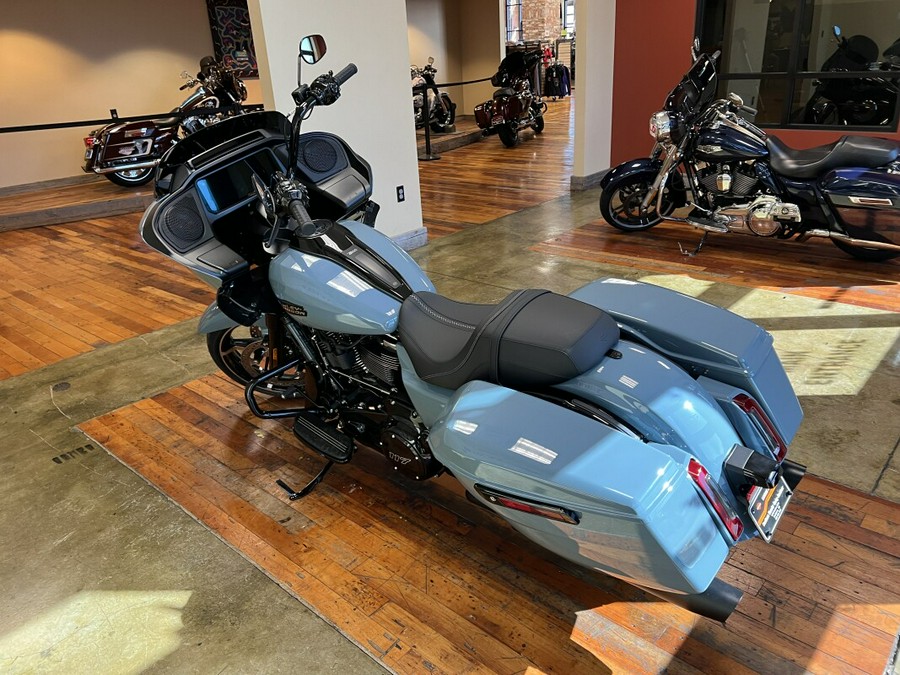 New 2024 Harley-Davidson Road Glide Grand American Touring Motorcycle For Sale Near Memphis, TN