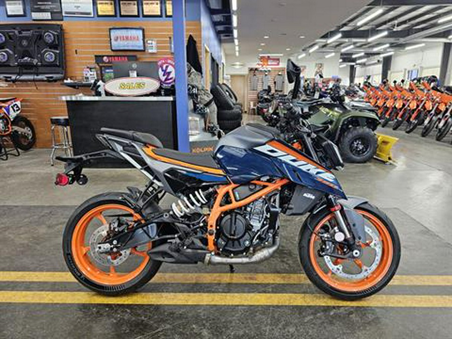 2024 KTM 390 Duke