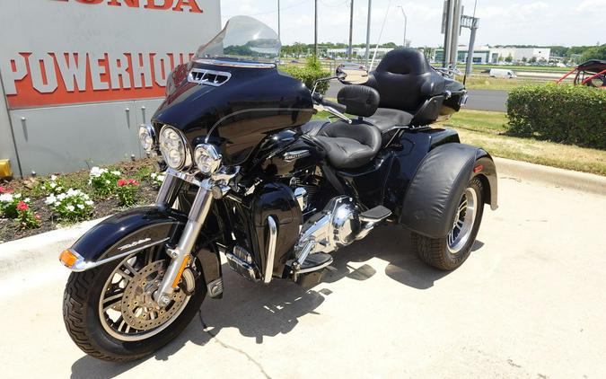 2014 Harley-Davidson® FLHTCUTG - Tri Glide® Ultra