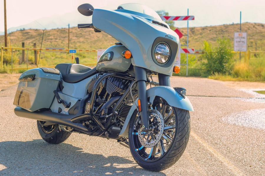 2025 Indian Motorcycle® Chieftain® Dark Horse® w/PowerBand Audio Storm Gray/Graphics