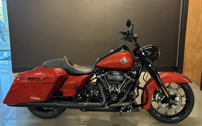 2025 Harley-Davidson® Road King® Special Whiskey Fire