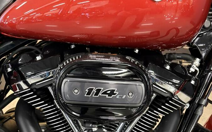 2025 Harley-Davidson® Road King® Special Whiskey Fire