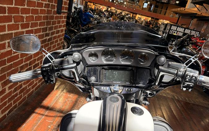 FLHXSE 2016 CVO Street Glide