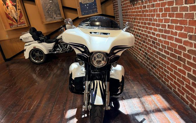 FLHXSE 2016 CVO Street Glide