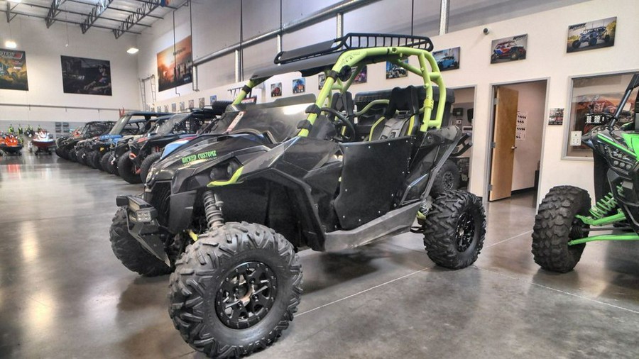 2015 Can-Am® Maverick™ MAX X® ds 1000R