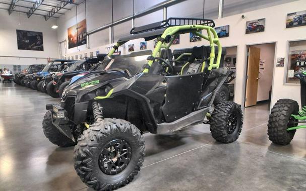 2015 Can-Am® Maverick™ MAX X® ds 1000R