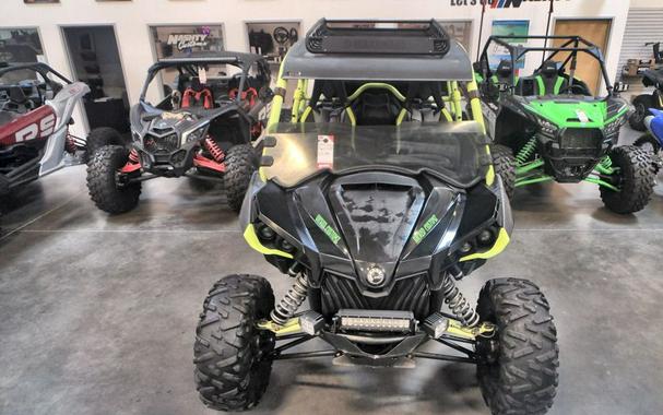 2015 Can-Am® 1000 X ds TURBO