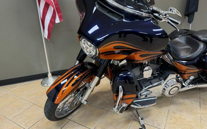 2015 Harley-Davidson Street Glide® CVO™ Street Glide®