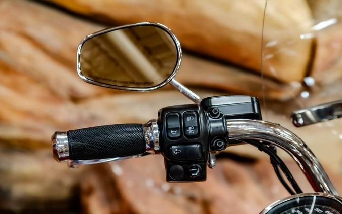 2019 Harley-Davidson Road King Grand American Touring FLHR