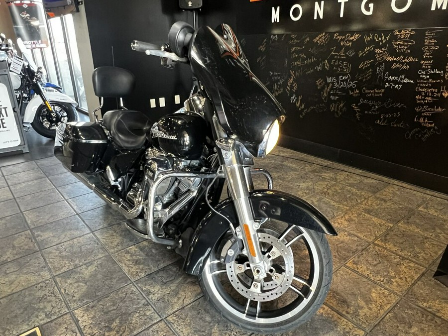 FLHX 2017 Street Glide®