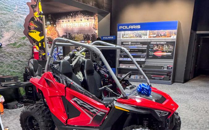 2026 Polaris RZR 200 EFI