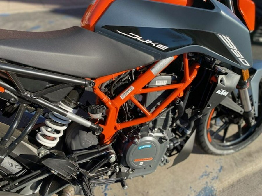 2023 KTM 390 Duke