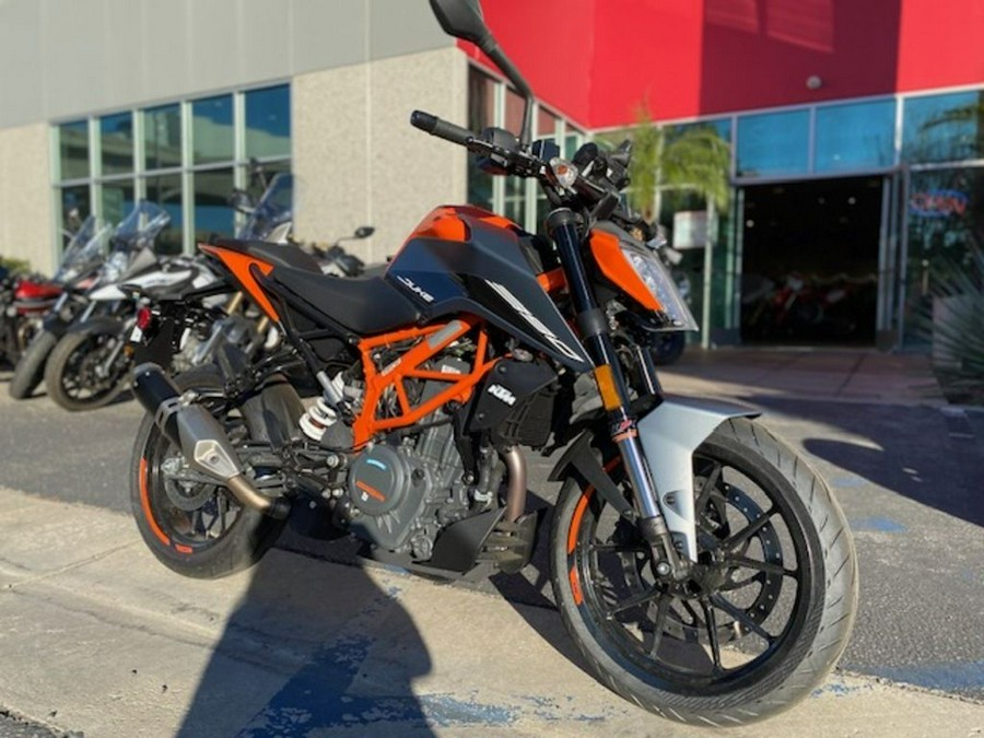 2023 KTM 390 Duke