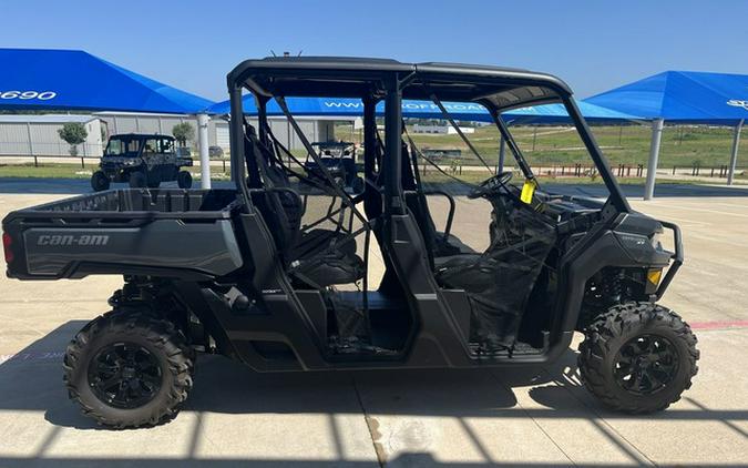 2023 Can-Am Defender MAX XT HD10