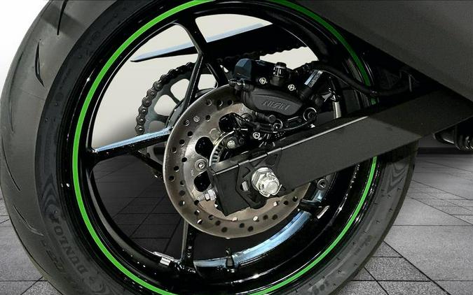 2024 Kawasaki Ninja® 7 Hybrid ABS