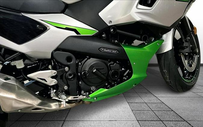 2024 Kawasaki Ninja® 7 Hybrid ABS