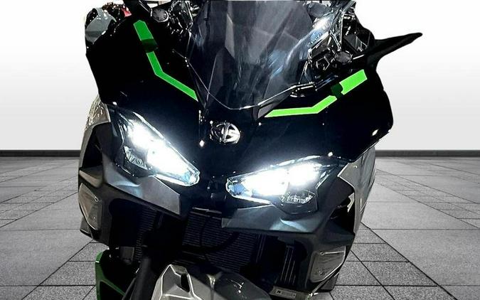 2024 Kawasaki Ninja® 7 Hybrid ABS