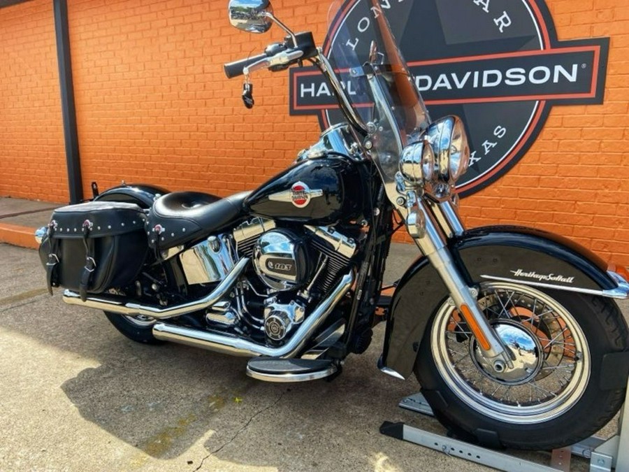 2017 Harley-Davidson® FLSTC - Heritage Softail® Classic