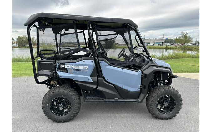 2024 Honda Pioneer 1000-5 Deluxe