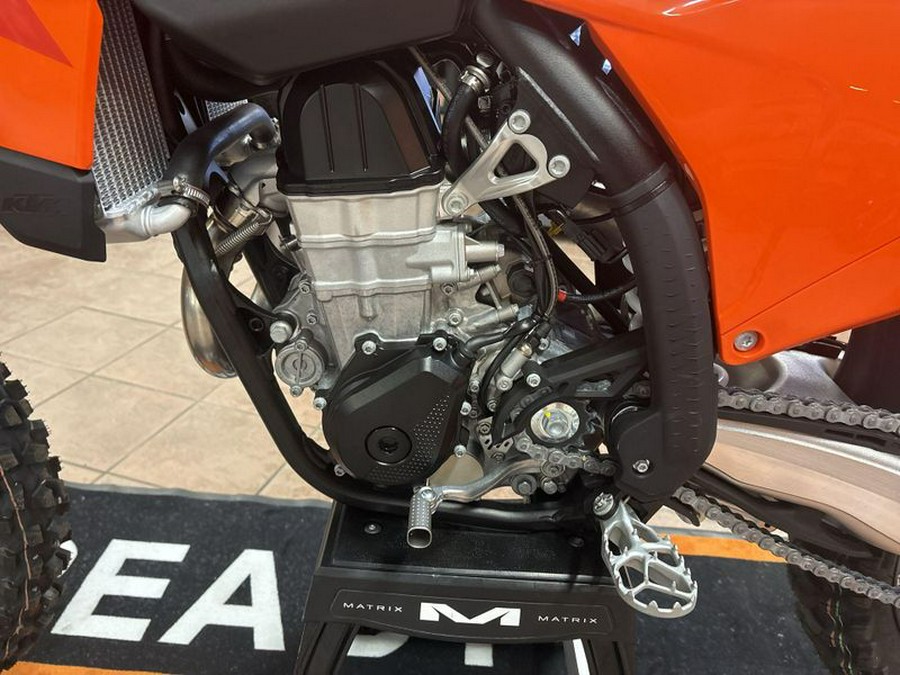 New 2025 KTM SX 450 F