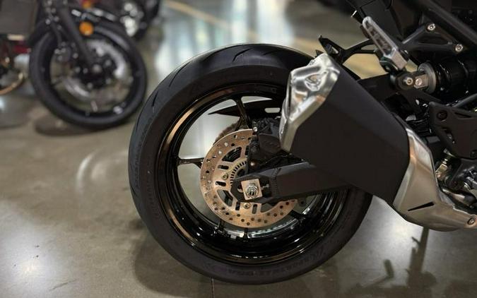 2026 Kawasaki Z900 ABS