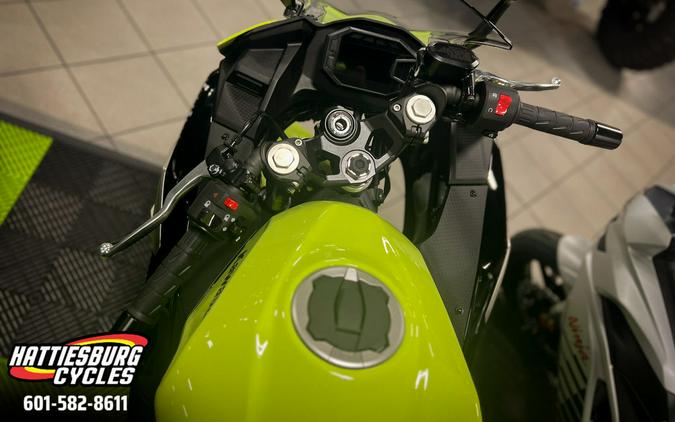 2026 Kawasaki Ninja 500 ABS Metallic Flat Spark Black