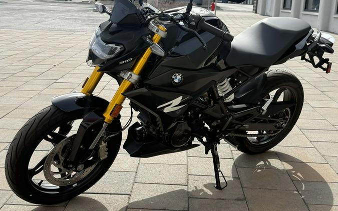 2025 BMW G 310 R Cosmic Black 2
