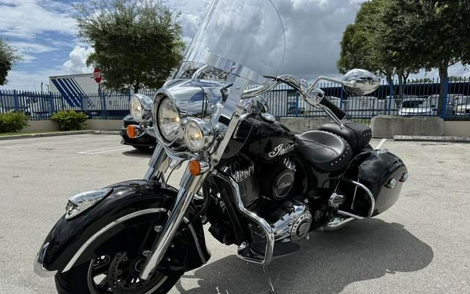 2016 Indian Motorcycle® Springfield™ Thunder Black