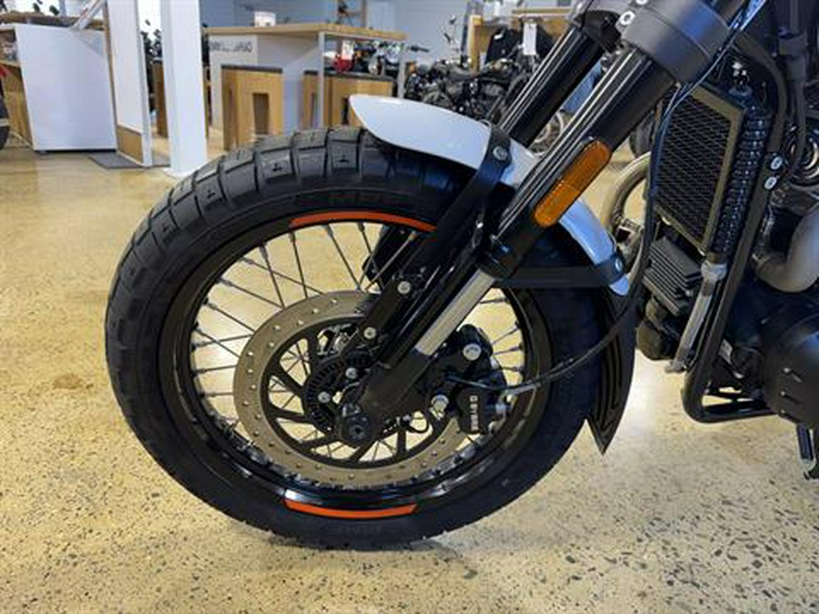 2025 Royal Enfield Bear 650