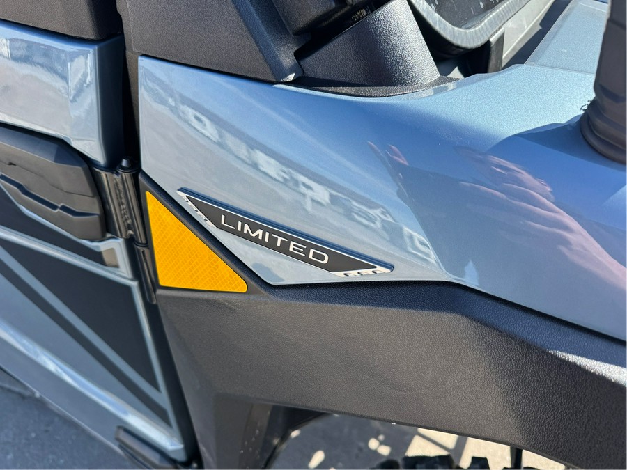 2025 Kawasaki RIDGE XR CREW Limited HVAC