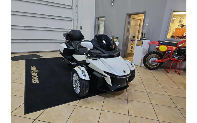 2026 RD SPYDER RT LTD 1330 SE6 WH 26 Base - Can-Am