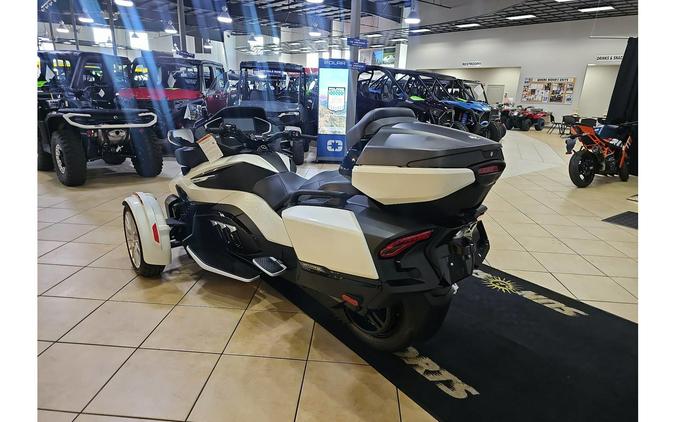 2026 RD SPYDER RT LTD 1330 SE6 WH 26 Base - Can-Am