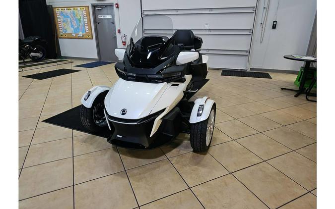 2026 RD SPYDER RT LTD 1330 SE6 WH 26 Base - Can-Am