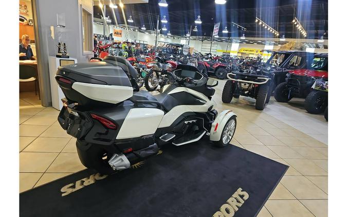 2026 RD SPYDER RT LTD 1330 SE6 WH 26 Base - Can-Am