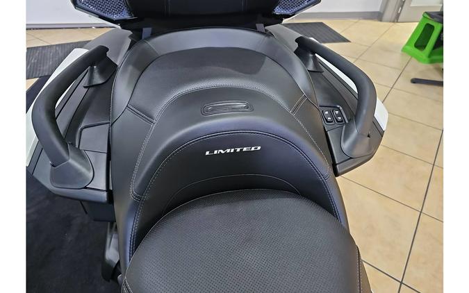 2026 RD SPYDER RT LTD 1330 SE6 WH 26 Base - Can-Am