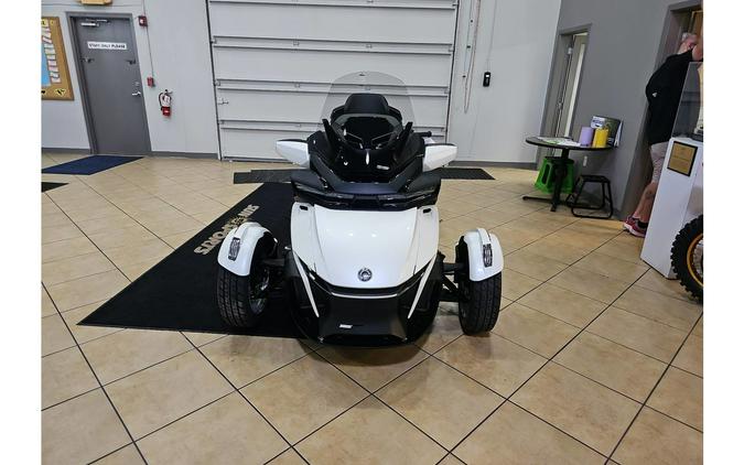 2026 RD SPYDER RT LTD 1330 SE6 WH 26 Base - Can-Am