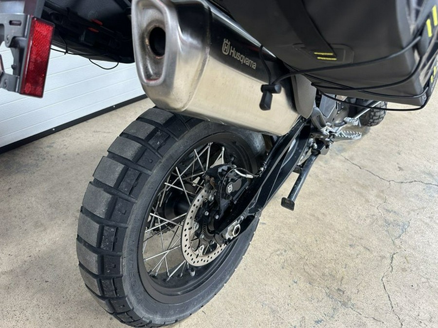 2025 Husqvarna Norden 901 Expedition