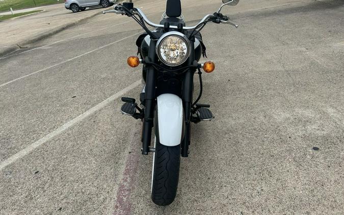 2022 Kawasaki Vulcan 900 Classic