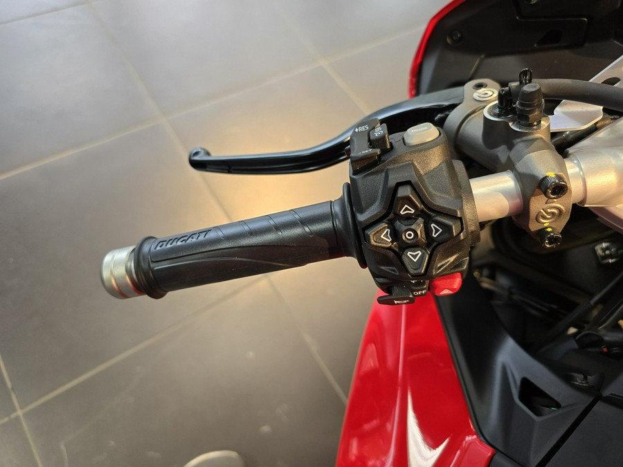 2026 Ducati Panigale V2