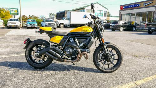 2019 Ducati Scrambler Full Throttle Review (11 Fast Facts)